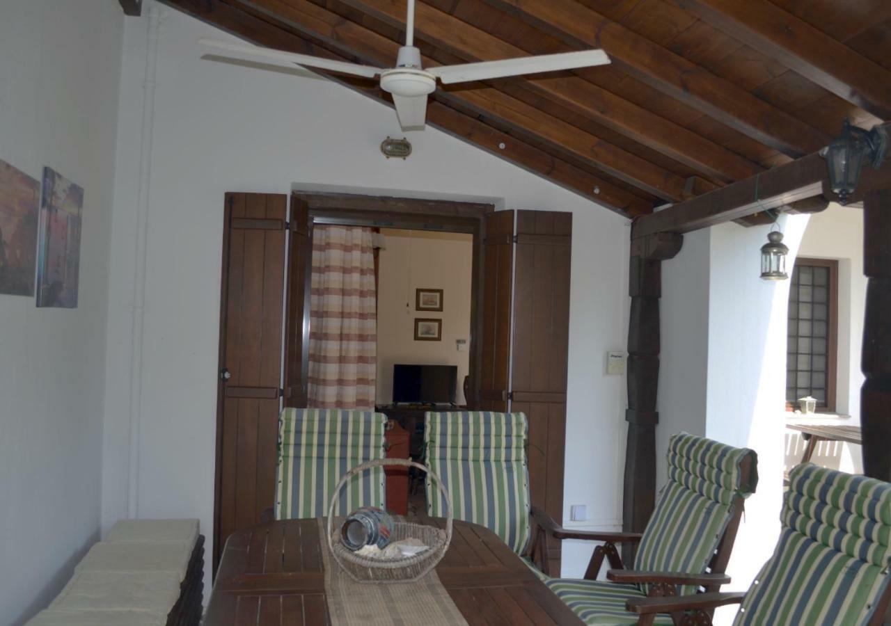 Harmony Seaside Apartments Koropi Luaran gambar